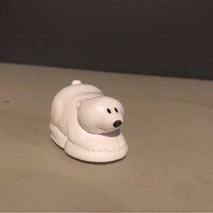 Pullback polar bear